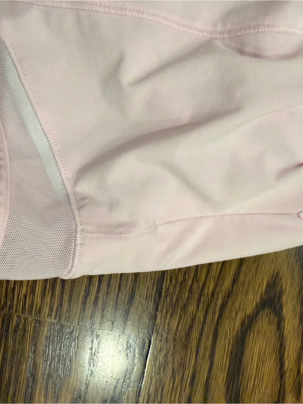NWOT-Lululemon Hotty hot shorts high rise 2.5 sz 4!!